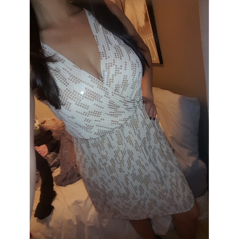 SOLD! Express beige sequin dress small - Picture 6 of 6